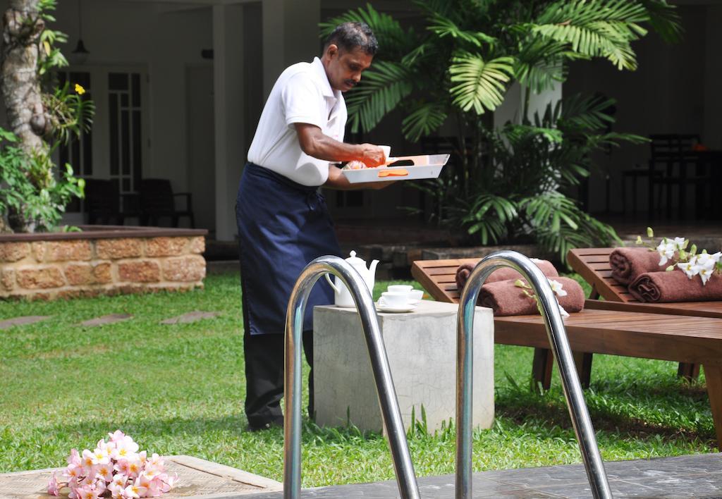 Lanka Bangla Inn Villas Restaurant & Travels Katunayaka Zewnętrze zdjęcie