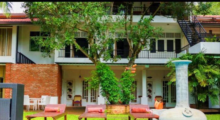 Lanka Bangla Inn Villas Restaurant & Travels Katunayaka Zewnętrze zdjęcie