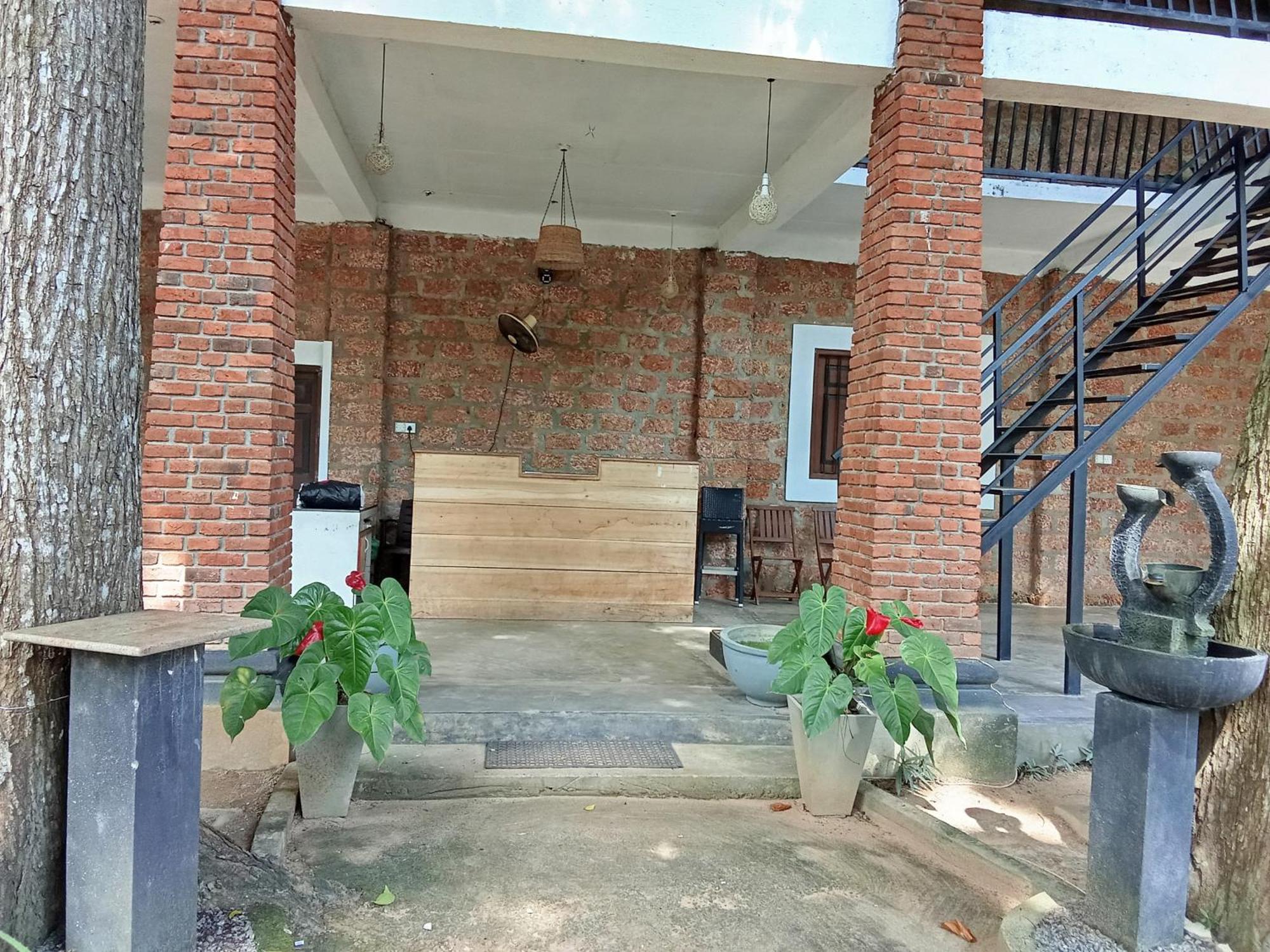 Lanka Bangla Inn Villas Restaurant & Travels Katunayaka Zewnętrze zdjęcie